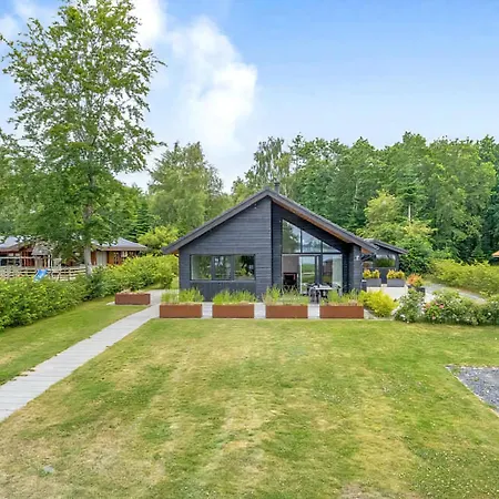 Semesterbostad Luxury House With Activities For Sunds