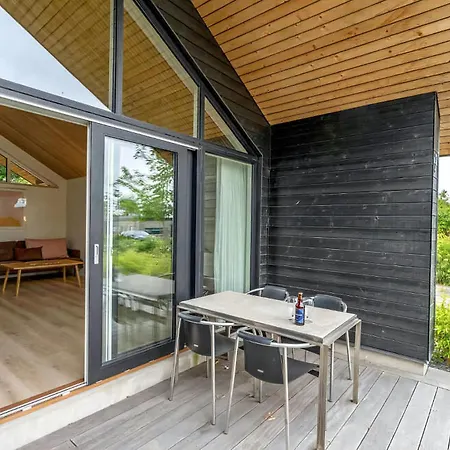 Luxury House With Activities For Semesterbostad
